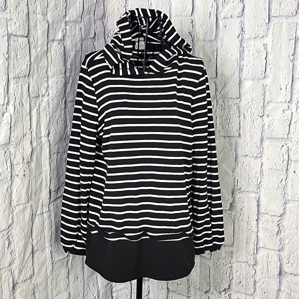 CHICO'S Zenergy Woven Knit Black and White Striped Hoodie Tunic‎ Blouse Medium